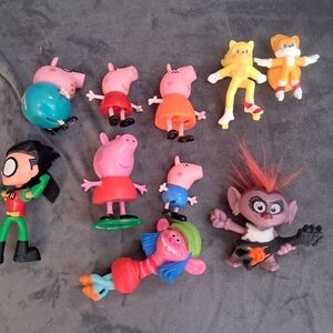 Kids Toy Figure Bundle - Mixed  Peppa Pig, Trolls Sonic